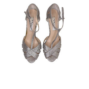 🌷Nina New York🌷 Silver Sparkle Classic Cocktail Heel Dance Sandals